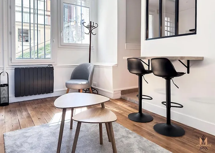Charming Montmartre Maisonette 公寓 *