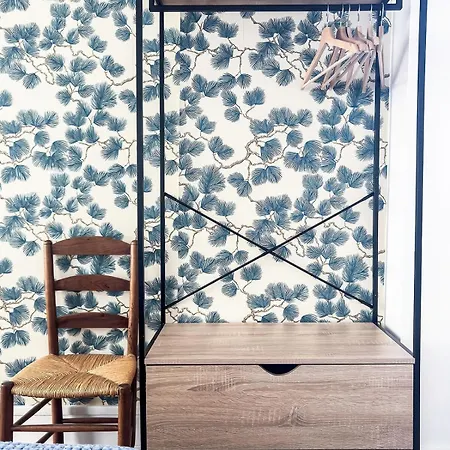 Charming Montmartre Maisonette Lägenhet