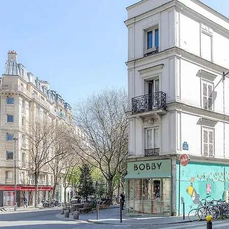 Charming Montmartre Maisonette