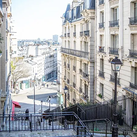 Lägenhet Charming Montmartre Maisonette