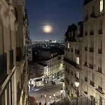 Charming Montmartre Maisonette Appartement *